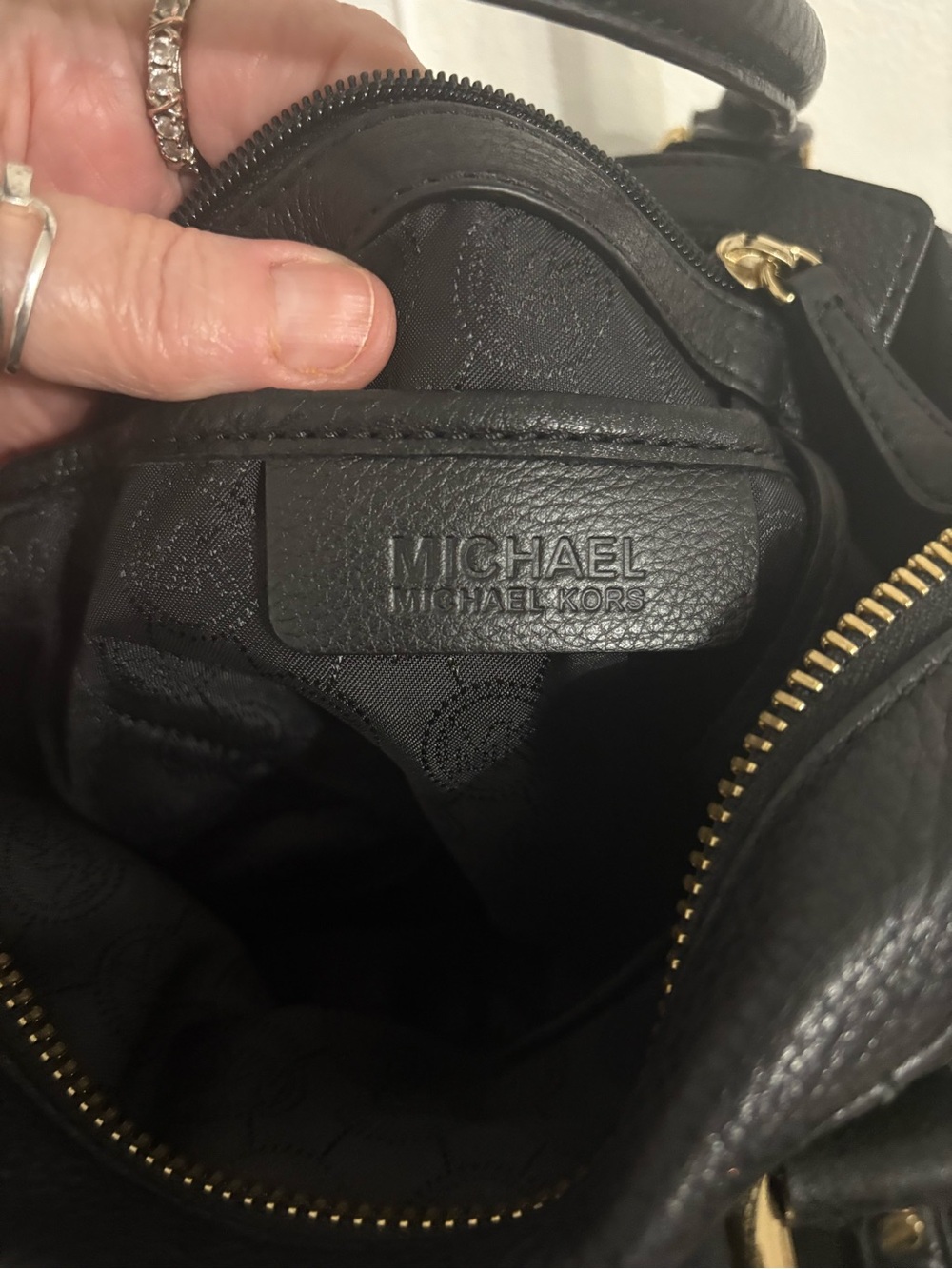 Michael Kors Black Bedfor Leather Satchel with Gold Hardware EUC - Picture 5 of 7